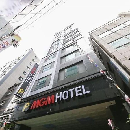 Mgm Hotel Busan Exteriör bild