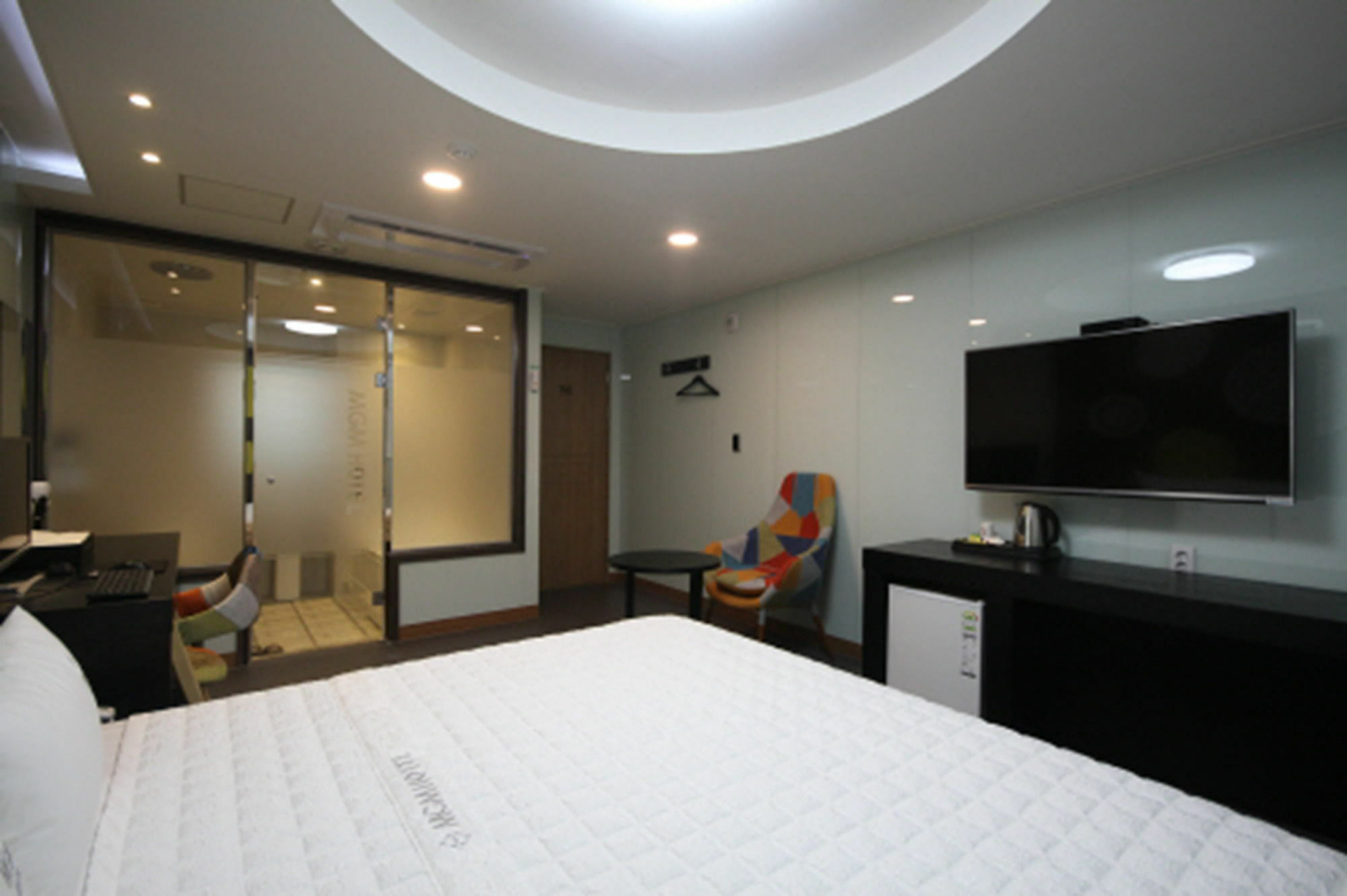 Mgm Hotel Busan Exteriör bild
