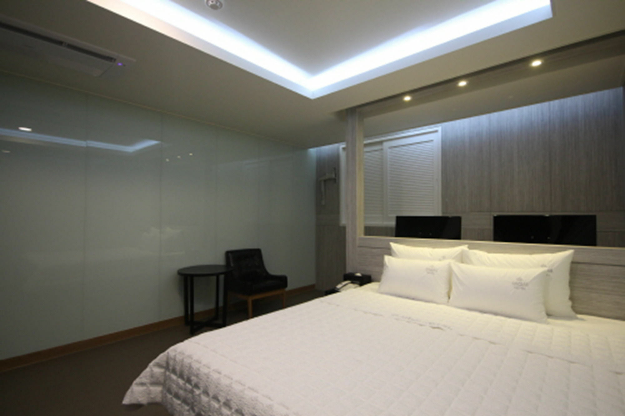 Mgm Hotel Busan Exteriör bild