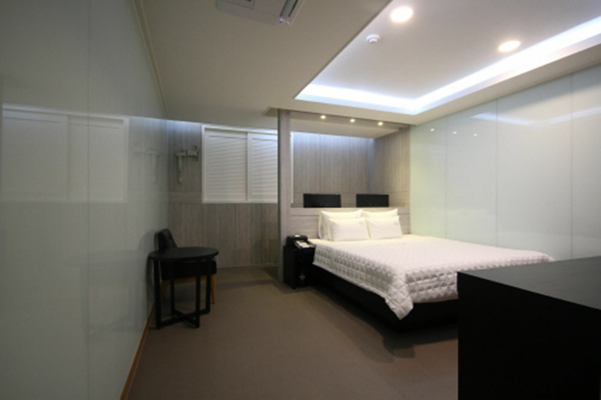 Mgm Hotel Busan Exteriör bild