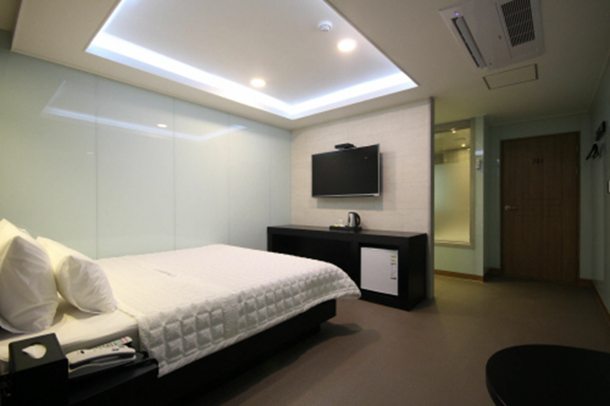 Mgm Hotel Busan Exteriör bild